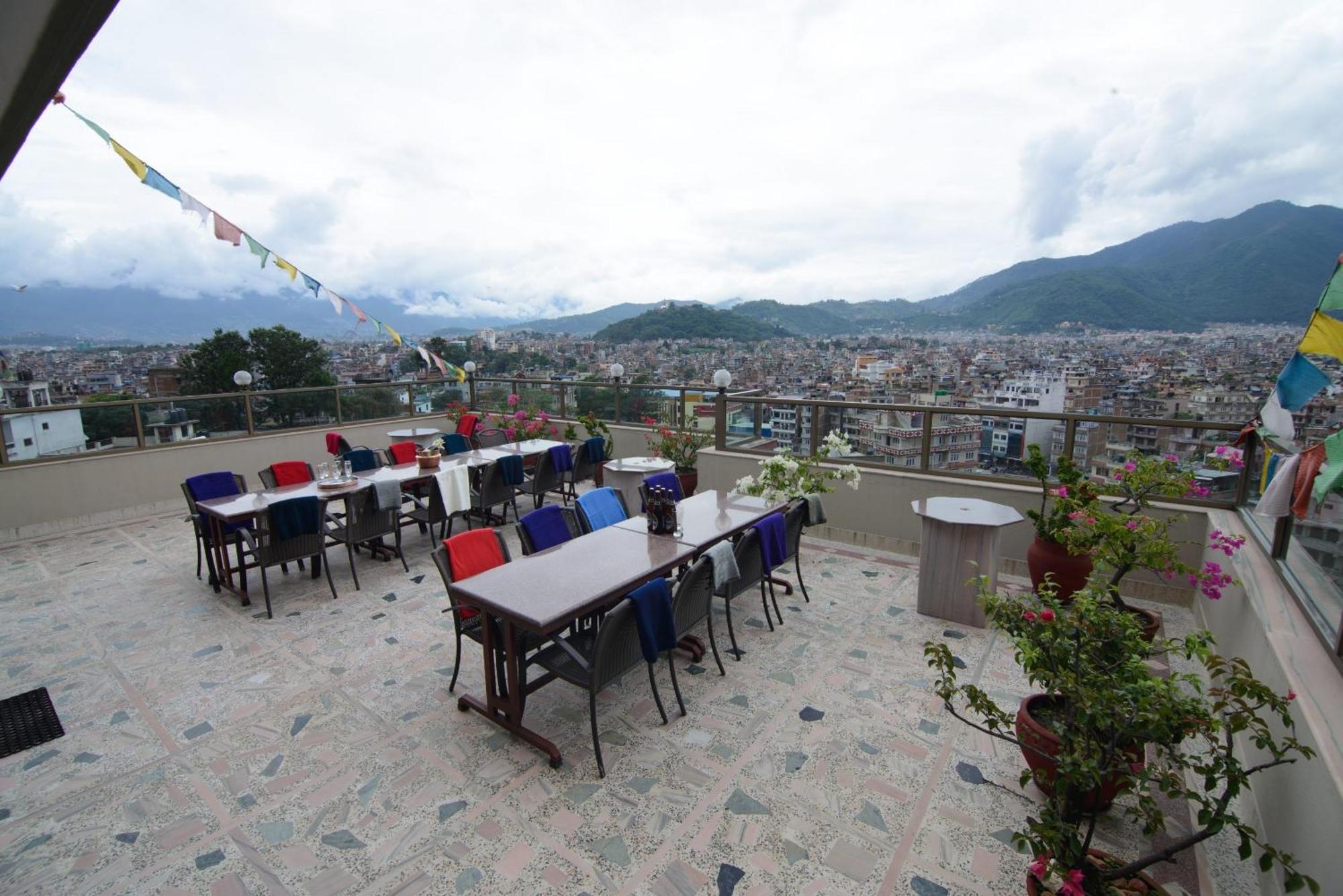 Kathmandu View Hotel Экстерьер фото